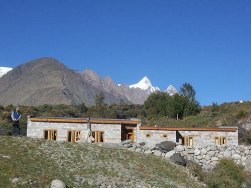 Sarai Silk Route Otel Gilgit Dış mekan fotoğraf